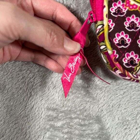 Vera Bradley Vibrant Paisley Floral Quilted pad Bag Travel Organizer - Picture 6 of 8